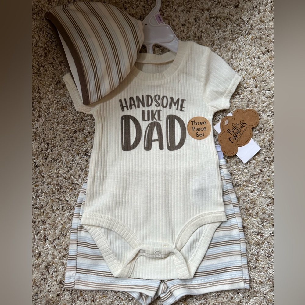 Baby boy set. 9 months. New with tags.